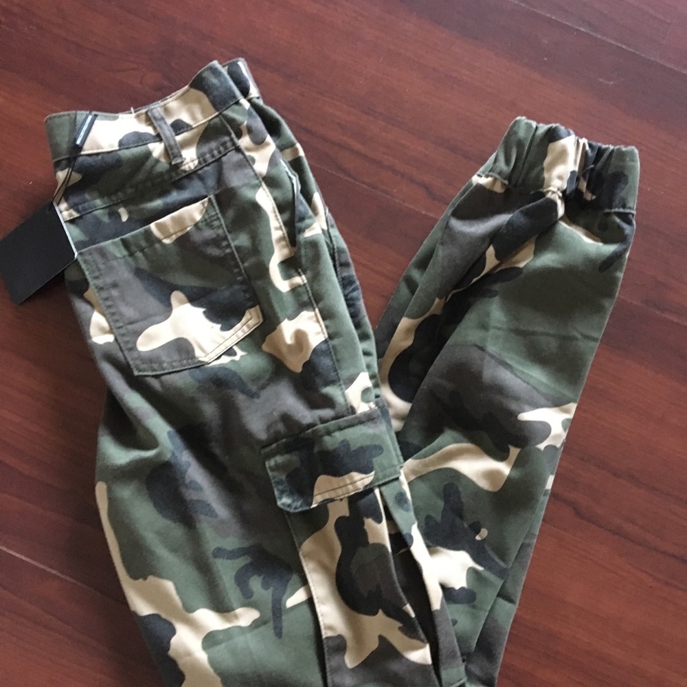 Camouflaged joggers
